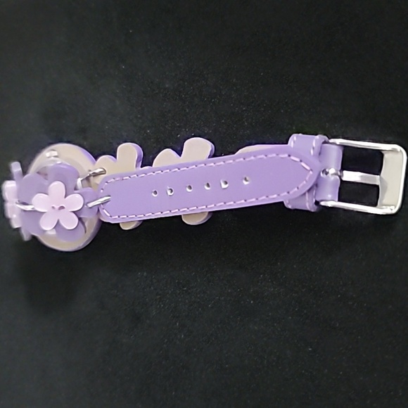 Kids / Womens Faded Glory Purple Floral Watch - Picture 4 of 6